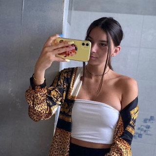 Demi