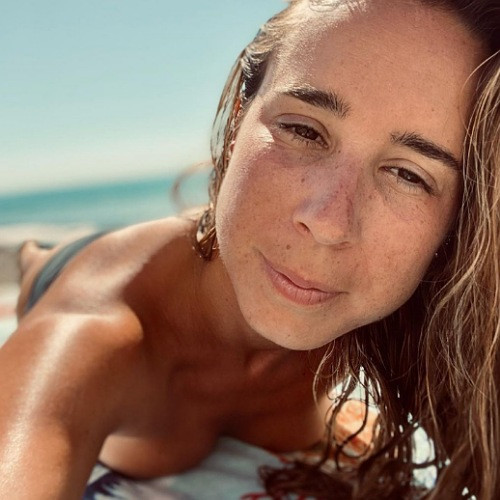 Maak jij mijn kutje nat? 